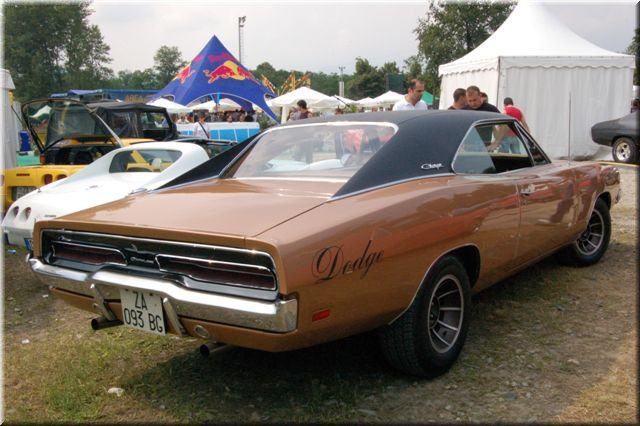 Raduno-Oldamericars-Villanova-canavese-2008-039